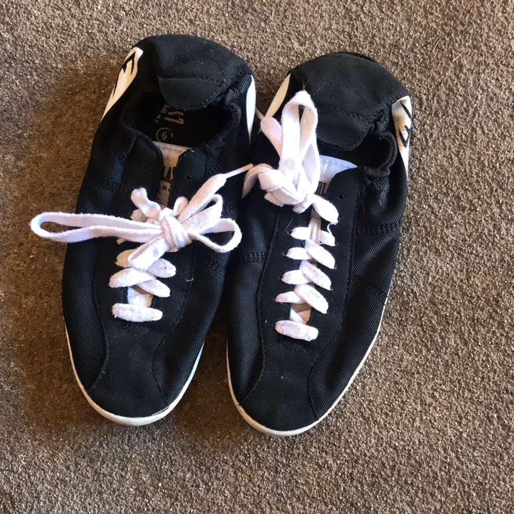 Everlast sneakers